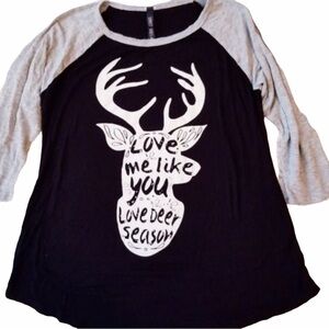 Love Me Like You Love Deer Season Raglan T-Shirt Lovely Souls Black Gray Small